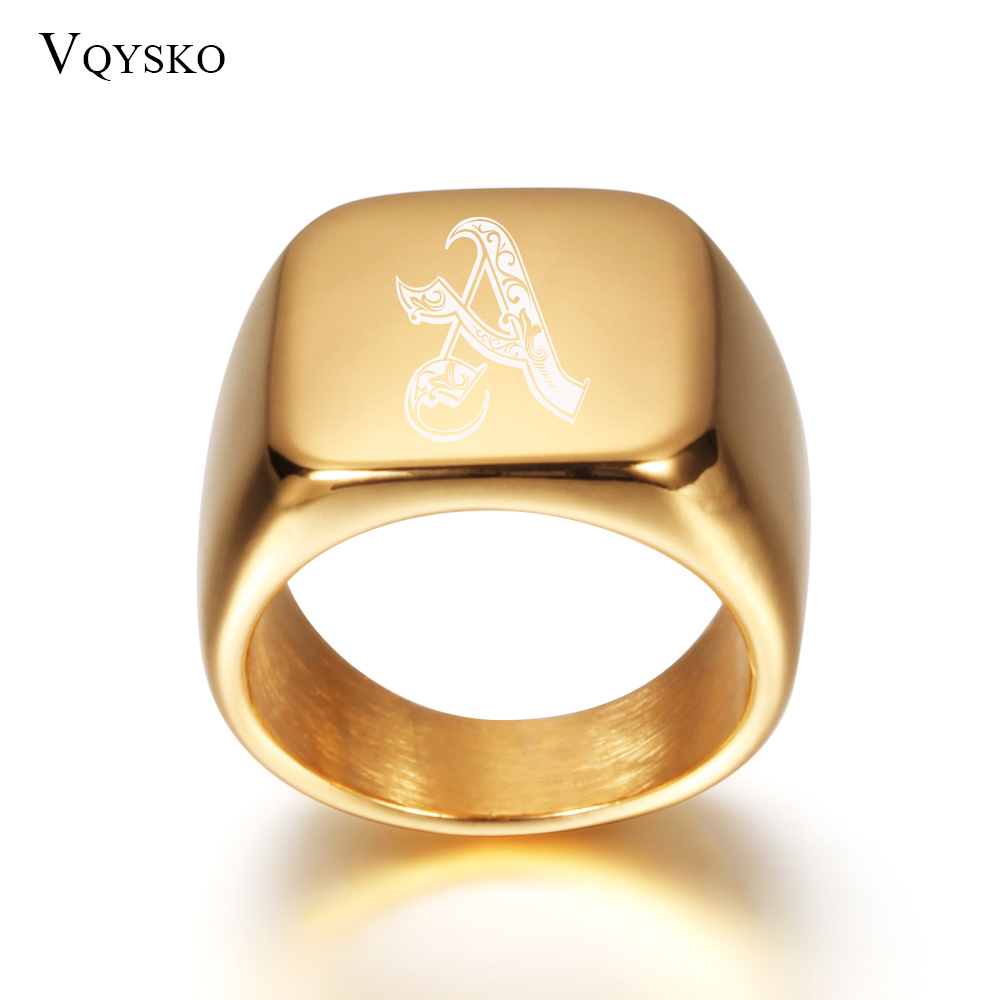 Men Accessories Wedding - Goldfarbene Herren-Ringe mit großem Buchstaben, individueller