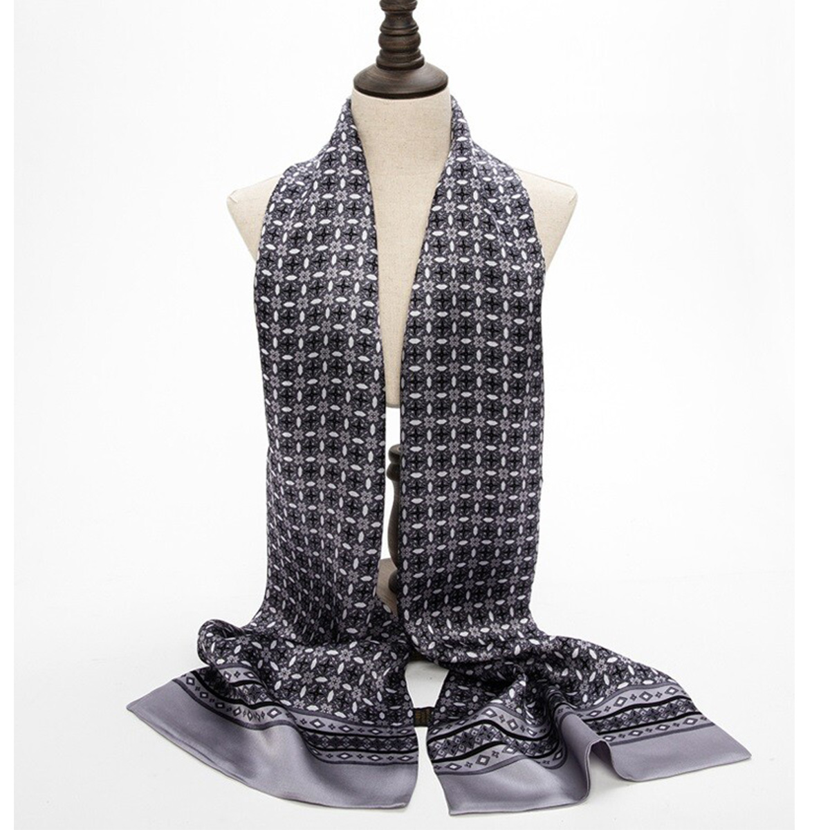 Men Accessories For Travel - 2026 Neuer Seidenschal mit Schichthalstuch, modisches