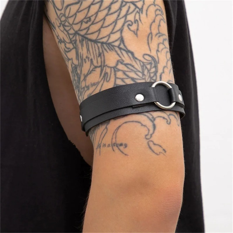 Leder-Armband für Männer, Meta – Men Accessories Ring And Bracelet Bewertung und Preis